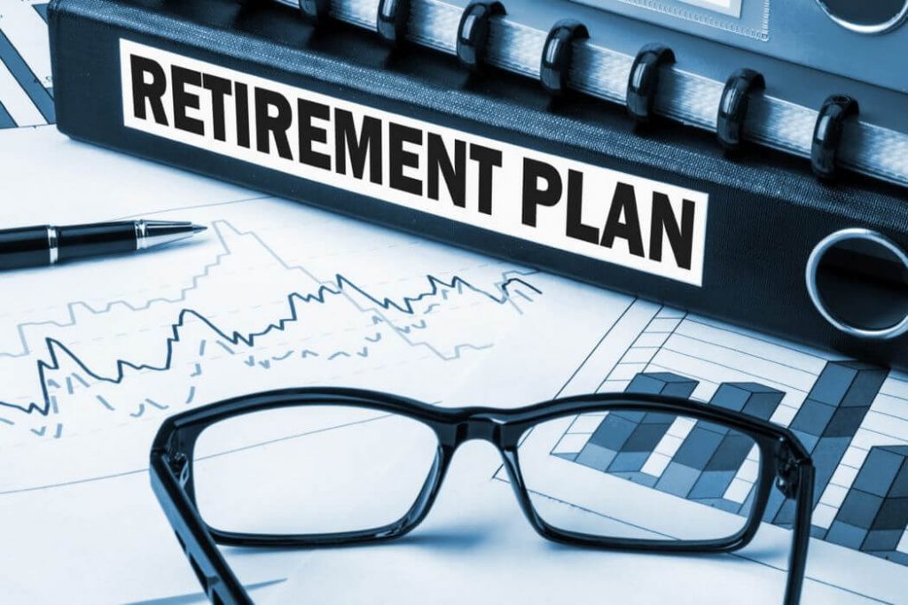 What Are Defined-Contribution and Defined-Benefit Pension Plans?
